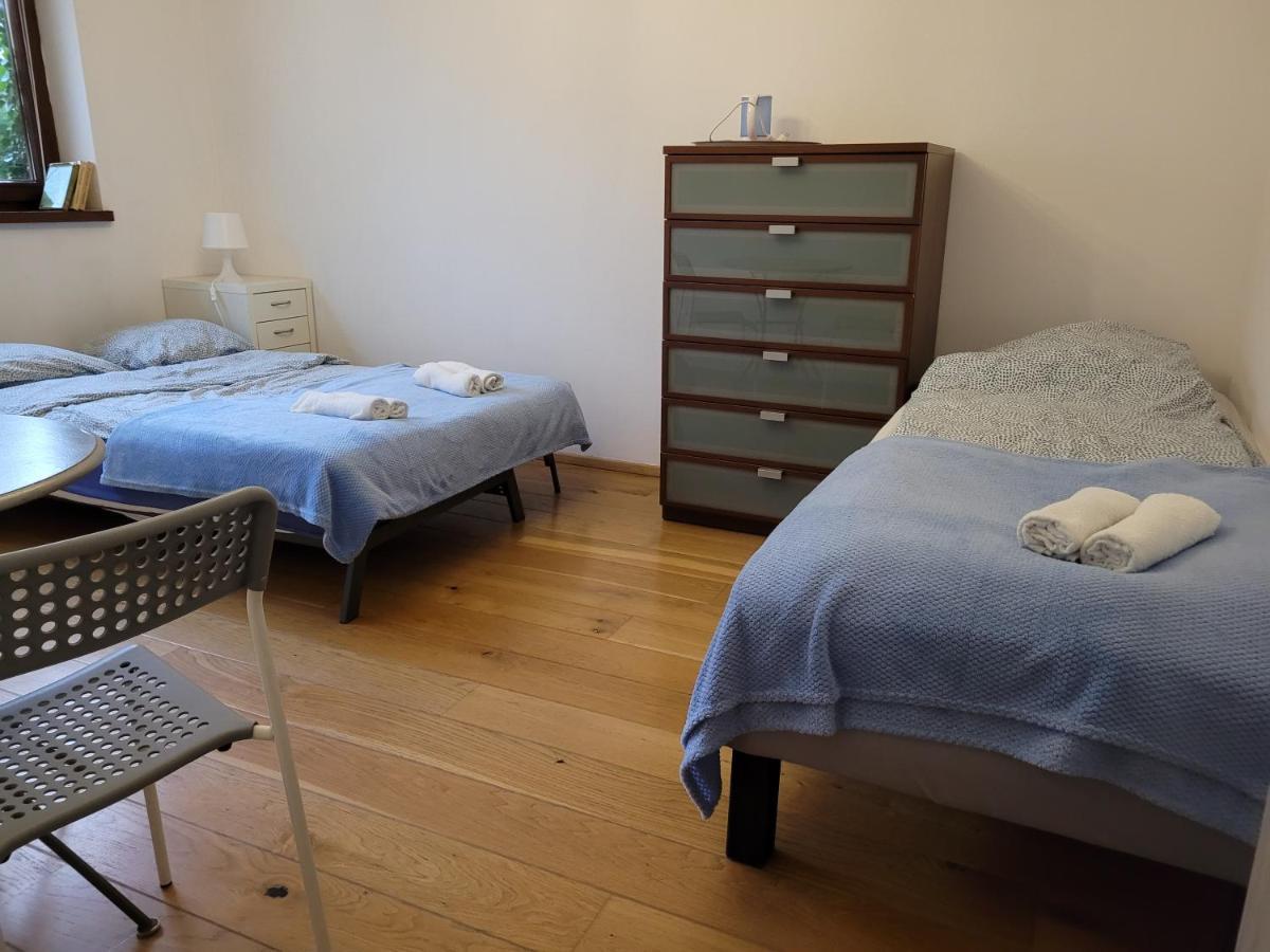 4 Pory Roku Apartment Lomianki Bagian luar foto